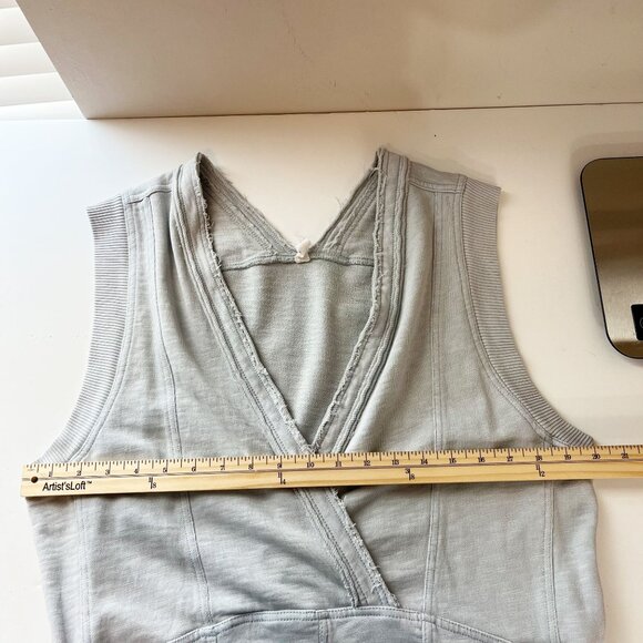 Anthropologie Daily Practice Landing Jumpsuit Gray Pockets V-Neck - Size Large - Picture 8 of 9